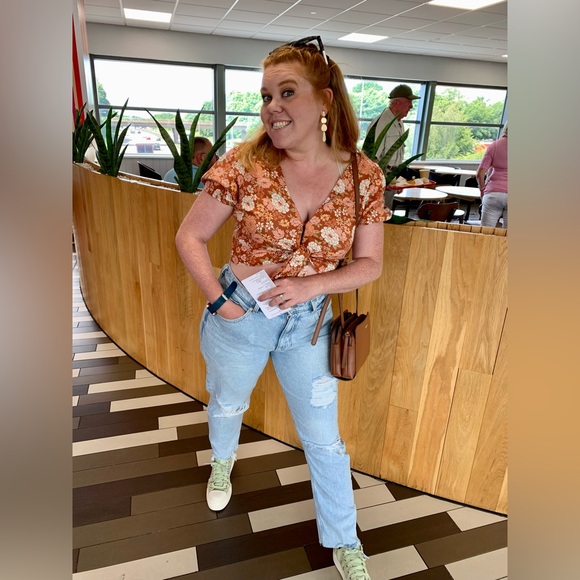 Meet your Posher, Sara - Picture 6 of 6